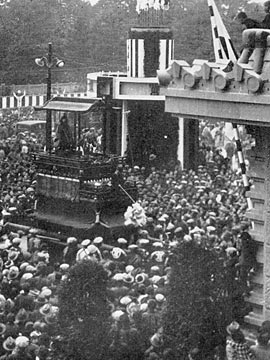 資料5－名古屋市役所前の弁天車(昭和8年)