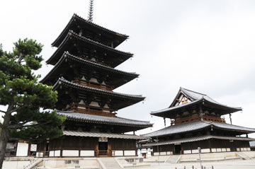  写真3－軒下の明るさを写真2と同等になるようにレタッチ